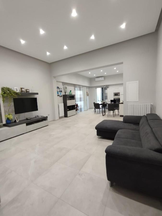 Ferienwohnung Hibiscus Castellammare di Stabia Exterior foto