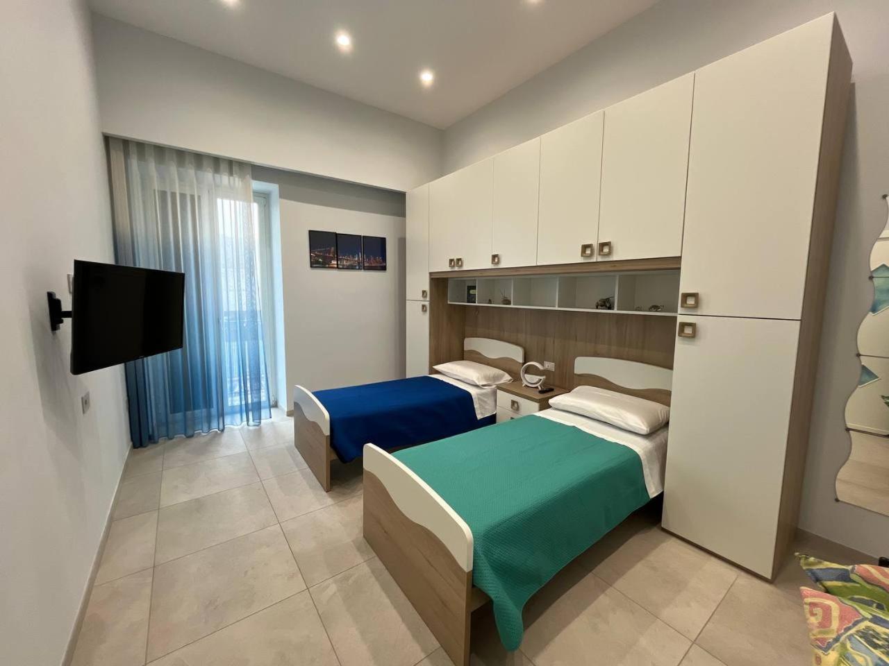 Ferienwohnung Hibiscus Castellammare di Stabia Exterior foto