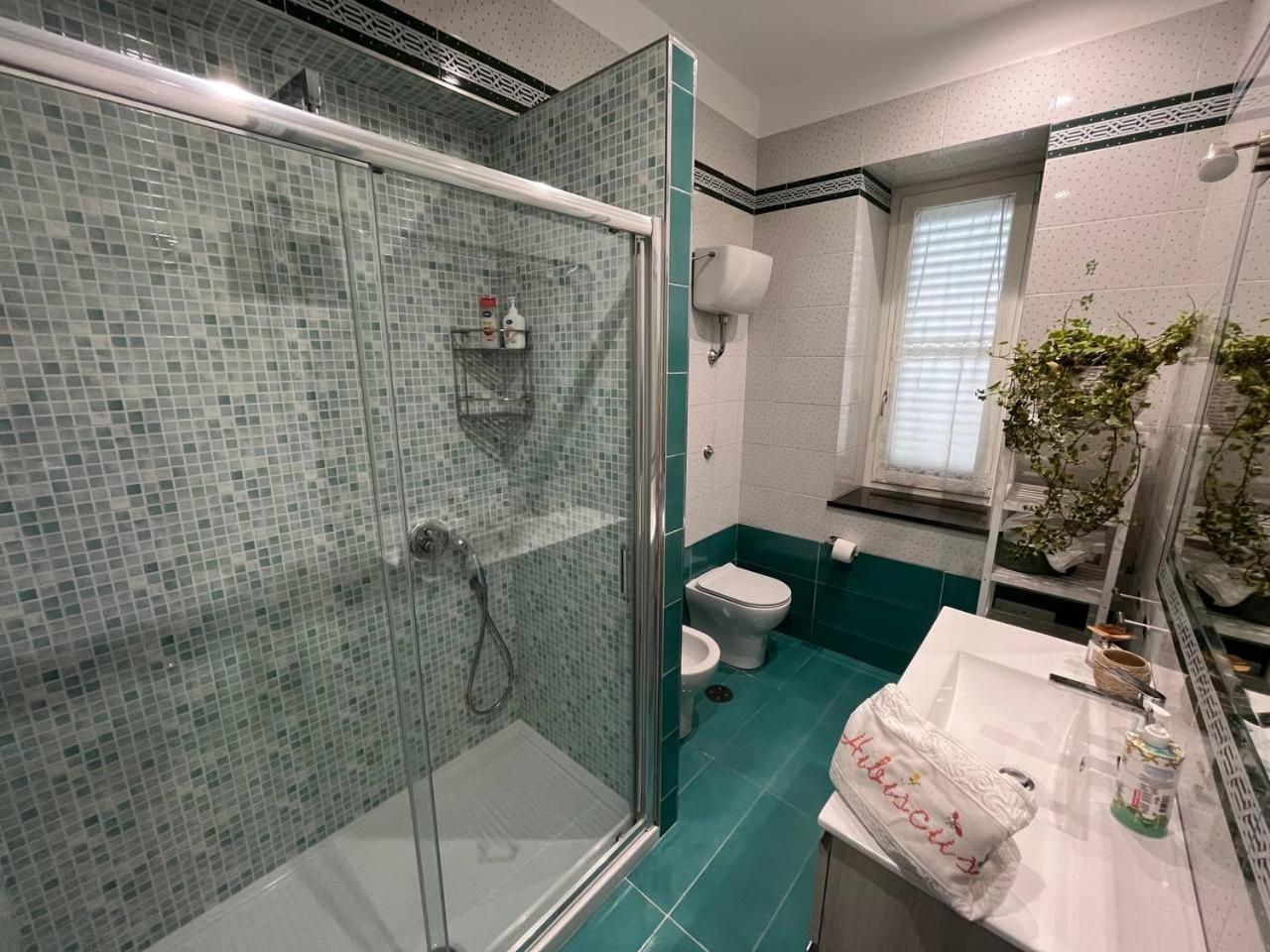 Ferienwohnung Hibiscus Castellammare di Stabia Exterior foto